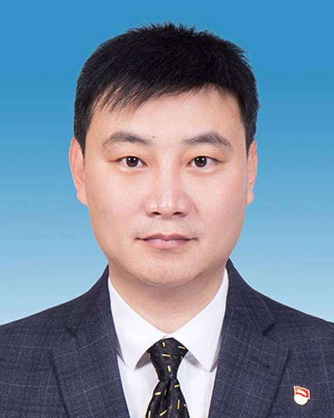 雷强（江西省南昌国家高新技术产业开发区党工委委员、管委会副主任）