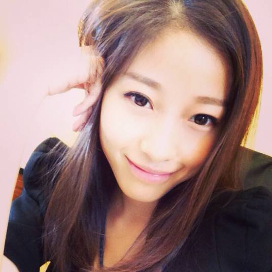 赵雪（中国青年演员，平面模特）