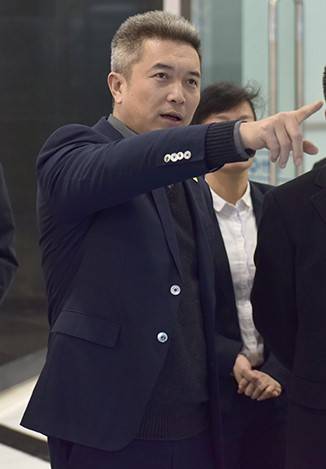 叶舒（福耀玻璃总经理）