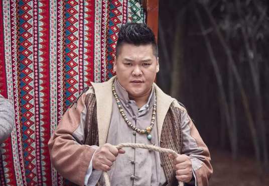 李龙（中国内地男演员）