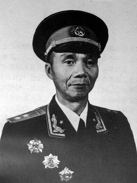 黄志勇(解放军总政治部原副主任、中将)