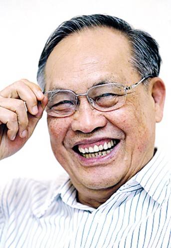 李灏（原全国人大财经委员会副主任）