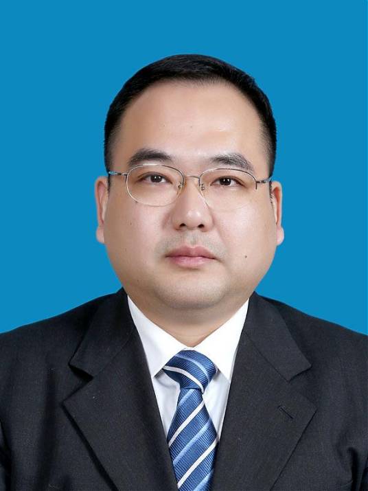 周军（湖北省神农架林区党委副书记，政府党组书记、区长，神农架国家公园管理局党委副书记、局长）