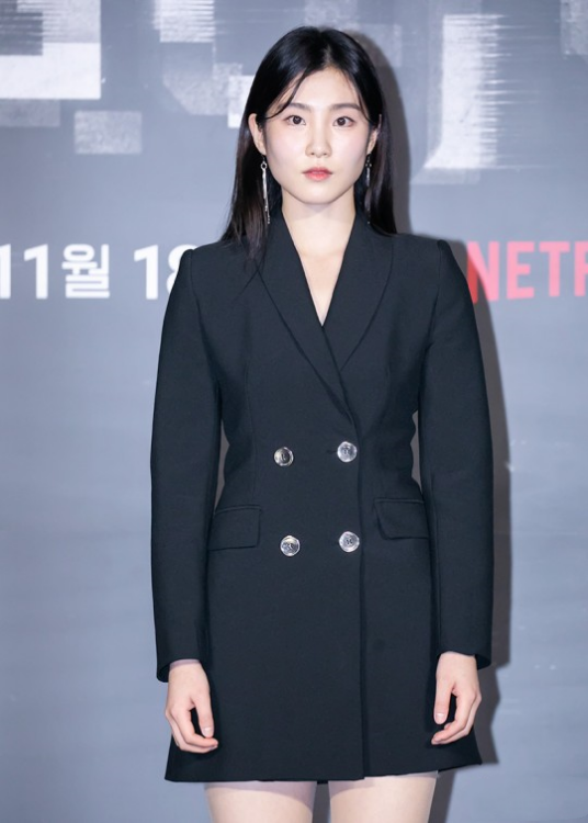 金秀妍（1995年生韩国女演员）