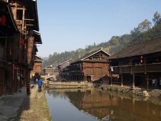 肇兴镇（贵州省黔东南苗族侗族自治州黎平县肇兴镇）