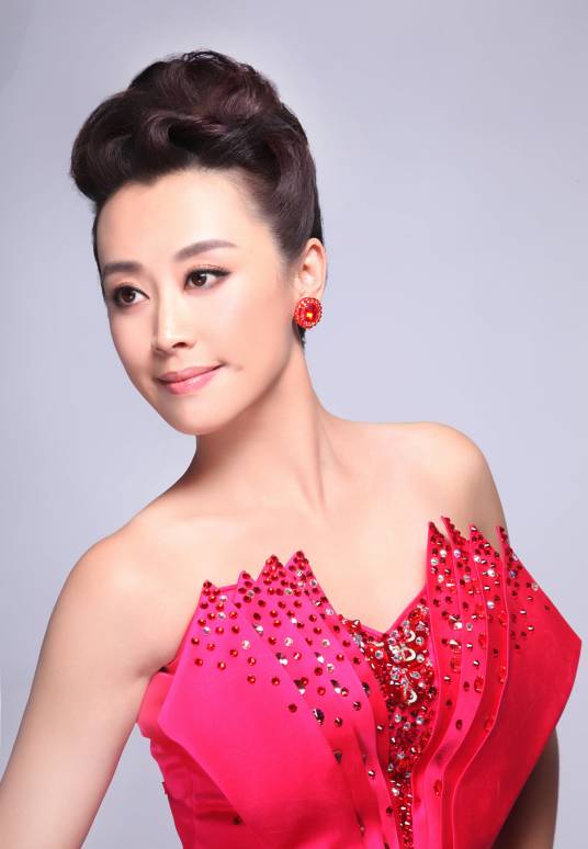 周宇（中央电视台女主持人）