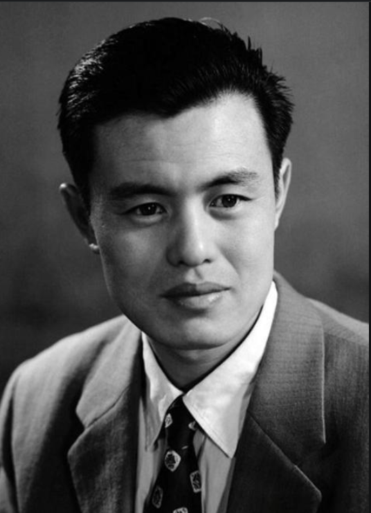 李亚林（中国表演艺术家、导演、新中国22大影星）