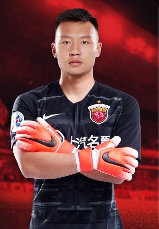 陈威(1998年2月出生的中国足球运动员)