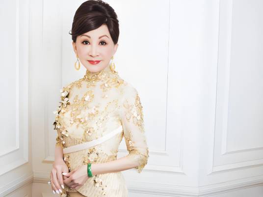 郑明明（印尼籍华侨美容师）