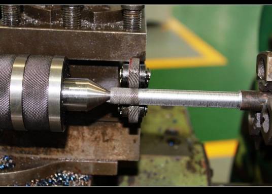 金工实习（实践性技术基本课）