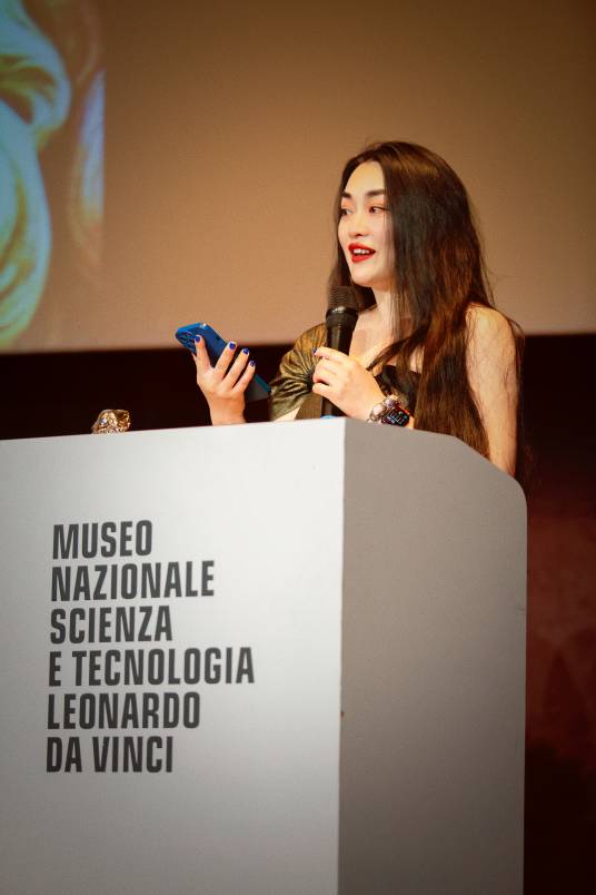 马莉（华语影视女演员、制作人、艺术家）