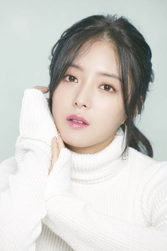 李世荣(韩国女演员)