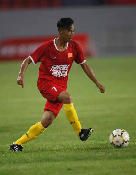 胡志军(退役足球运动员)