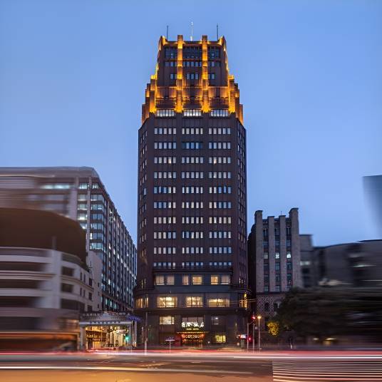 国际饭店（上海市第六批全国重点文物保护单位）