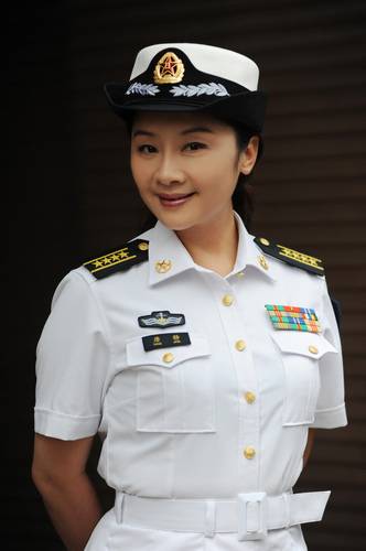 唐静（海军政治部电视艺术中心副主任、演员）