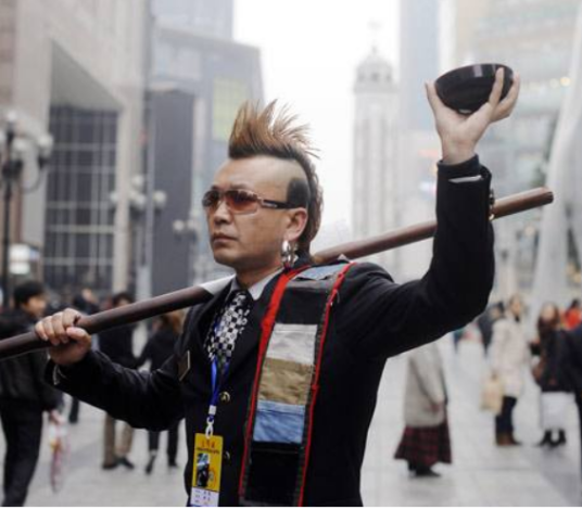 周飞（湖北云梦县龙洋湖村人）