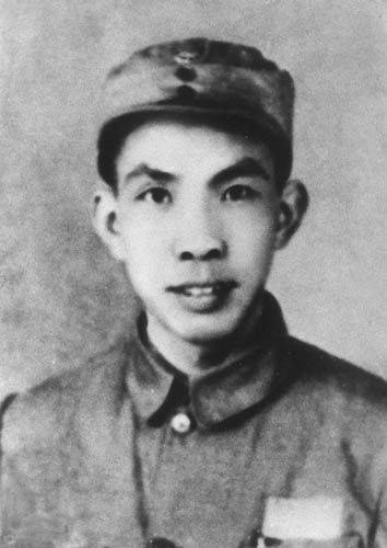 沙飞(原晋察冀军区新闻摄影科科长)