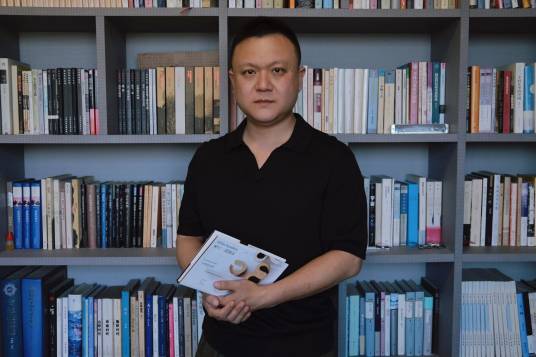 董玉方（诗人，中国内地作词人）