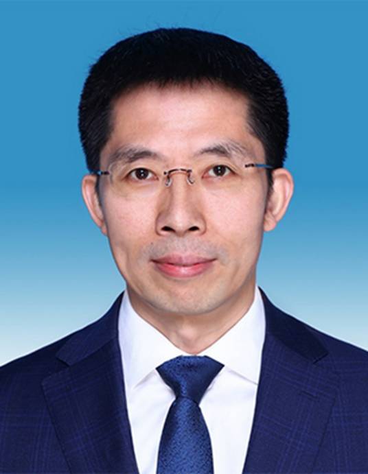 曾嵘(中国电机工程学会会士,英国工程技术学会会士,清华大学党委常委、副校长)