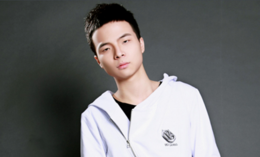 陈天宇（DOTA2职业选手）