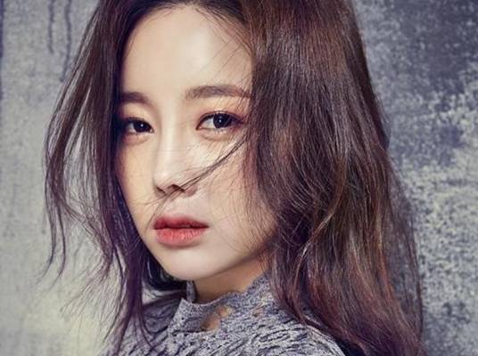 韩素英（韩国女演员）