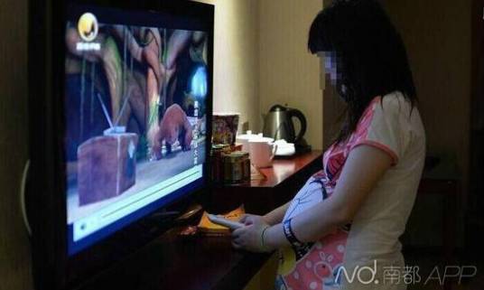 思思(湖南14岁怀孕少女)