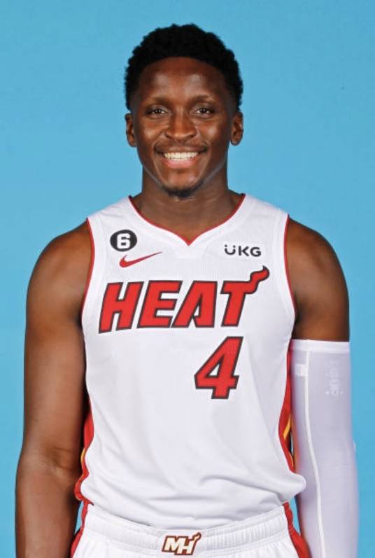 维克托·奥拉迪波