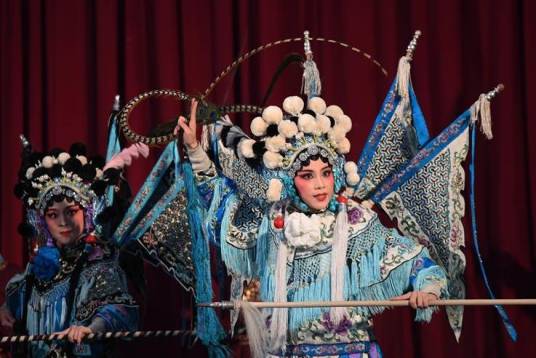 歌仔戏(地方传统戏曲)