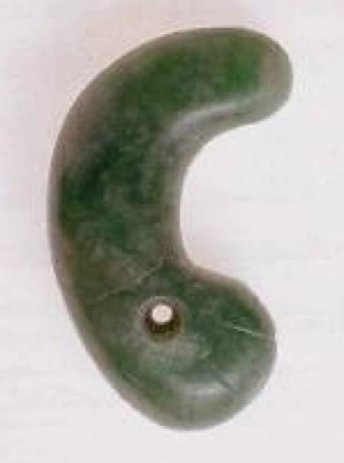 八尺琼勾玉(日本文物)