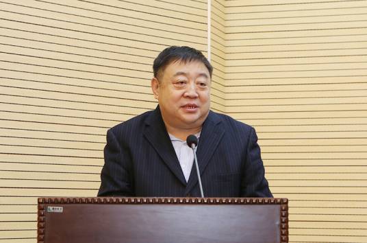 李春林（内蒙古社会科学院原院长）