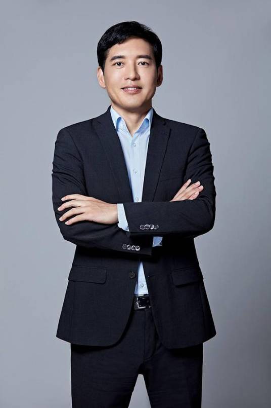 张建伟（中国工程院外籍院士，德国国家工程院院士，德国汉堡科学院院士）