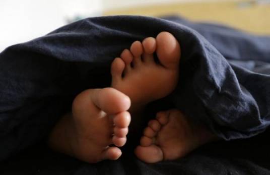 磨镜(古代女同性恋的称谓)