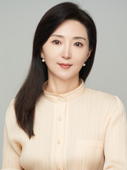 于红梅（中国二胡演奏者，中央音乐学院党委书记）