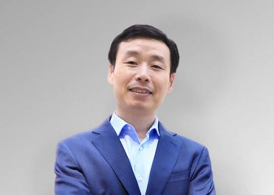 周世平（深圳市红岭创投网贷平台董事长）