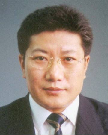 王力威（辽宁省政协教科卫体委员会主任）