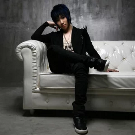 红装（徐良、阿悄主唱网络音乐）