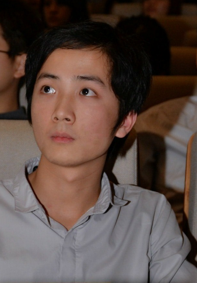 黄宇（青年作家）