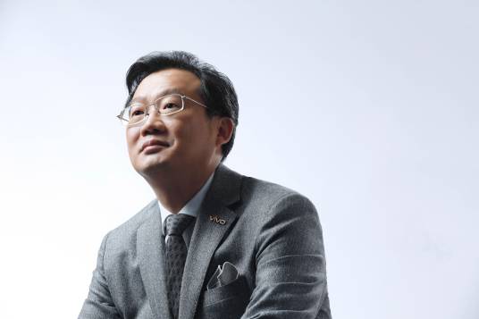 沈炜(vivo创始人、总裁兼首席执行官)