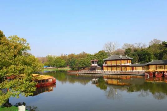 白鹭洲公园（南京市秦淮区的公园、夫子庙秦淮风光带的组成部分）