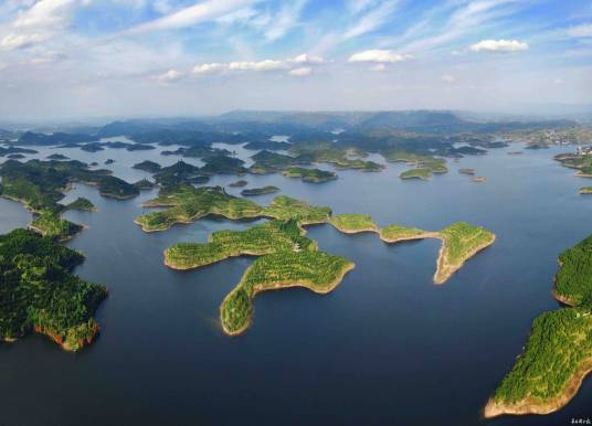 长寿湖（重庆市境内国家AAAA级旅游景区）