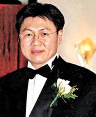 黄和祥（烟草香港公司总裁）