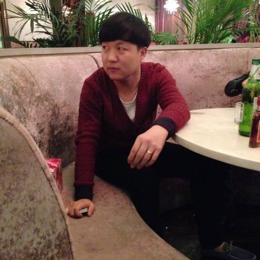 张锐(网络电台主持人)