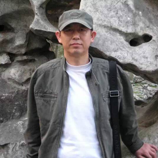 李志刚(湖州师院艺术学院教授)