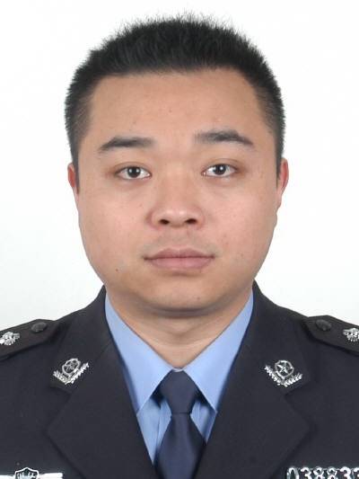 叶英(浙江省杭州市拱墅区公安局分局党委委员)