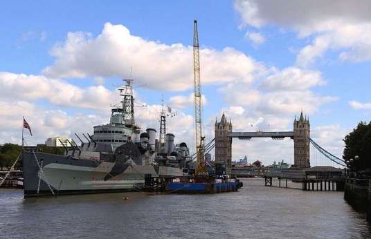 贝尔法斯特号巡洋舰