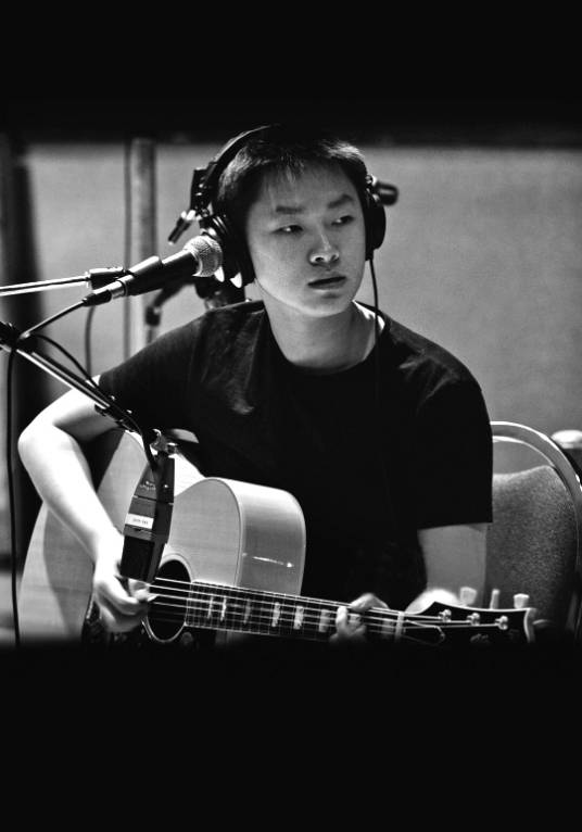 李小龙(2014年梁博原创歌曲)