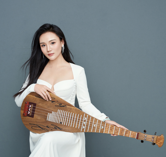 李阳(琵琶演奏家)