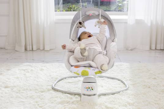 多功能婴儿摇篮