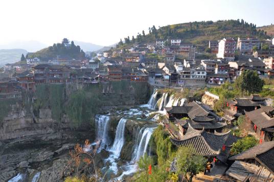 王村（山西省大同市南郊区鸦儿崖乡下辖村）