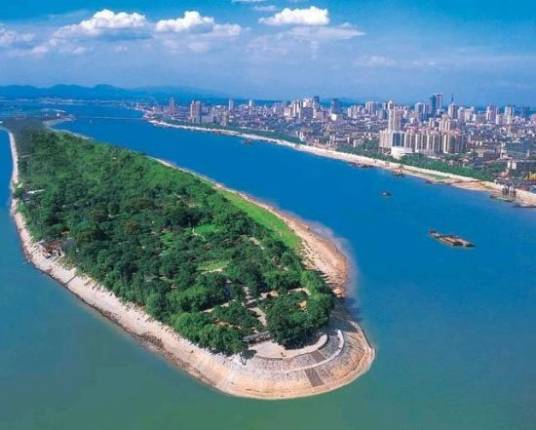 月亮岛(河南省南阳市的月亮岛)